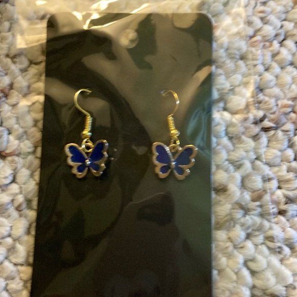 Dark Blue Butterfly  earrings. - Picture 1 of 3